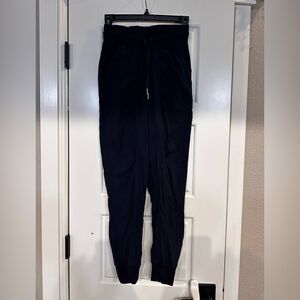 Lululemon Dance Studio Mid-Rise Jogger Size 2